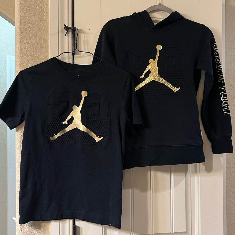 Air Jordan Nike 2 shirt combo Tshirt & hoodie black and gold size medium